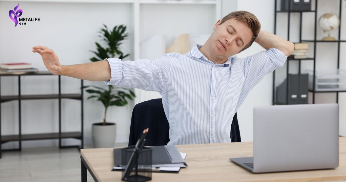 تمرینات اصلاحی گردن درد پشت میز در متالایف